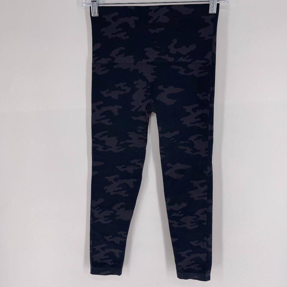 Spanx Look At Me Now High Rise Seamless Leggings